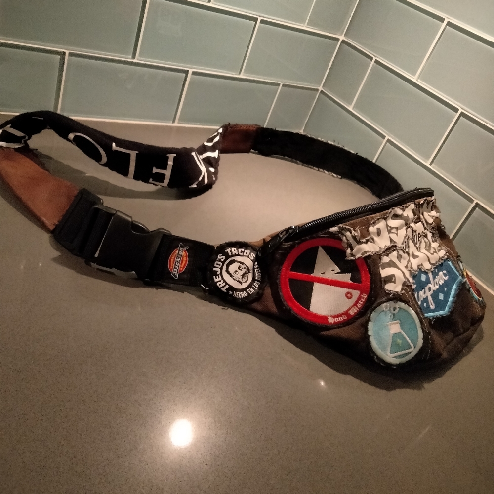 Custom one off Dickies brand fanny pack . - Picture 2 of 6